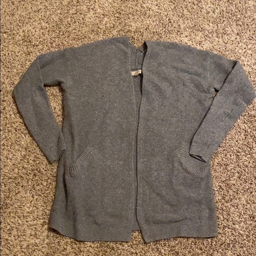 Gray woman’s sweater